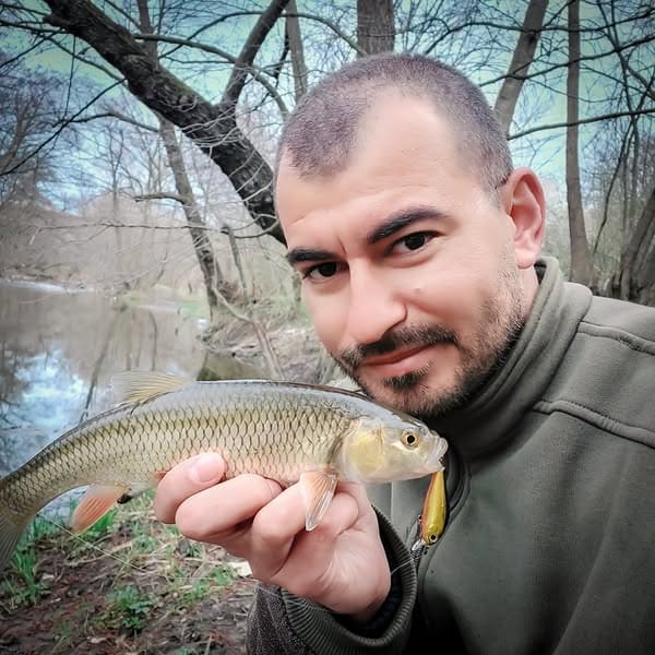 Why choose Zip Baits Rigge 43SP?